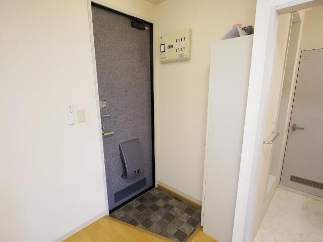  東海道本線/静岡駅 バス20分平和町下車:停歩3分 2階 築30年