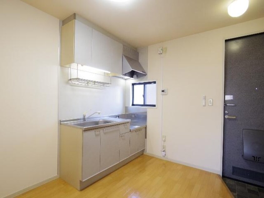  東海道本線/静岡駅 バス20分平和町下車:停歩3分 2階 築30年