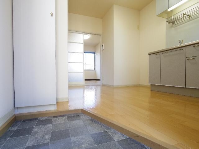  東海道本線/静岡駅 バス20分平和町下車:停歩3分 2階 築30年