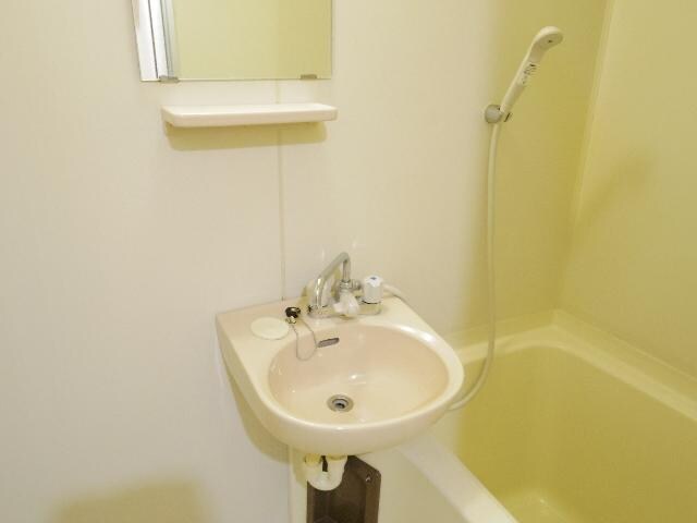  東海道本線/安倍川駅 徒歩27分 2階 築33年