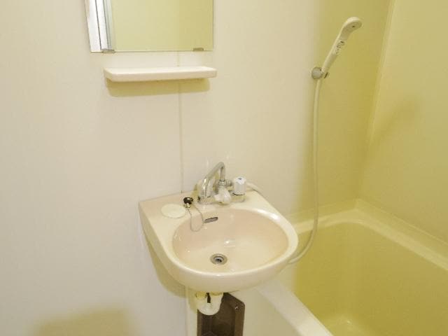  東海道本線/安倍川駅 徒歩27分 2階 築33年