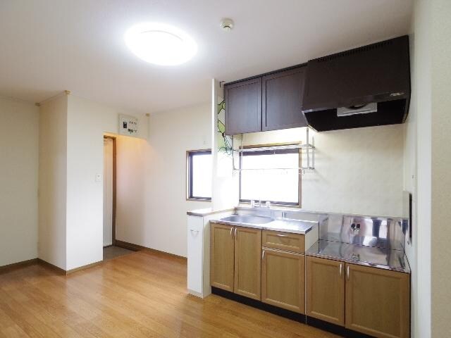  東海道本線/安倍川駅 徒歩27分 2階 築33年