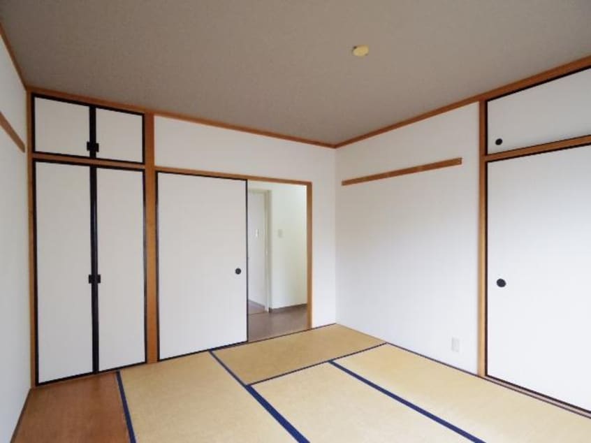  東海道本線/静岡駅 バス22分北安東三丁目下車:停歩4分 1階 築30年