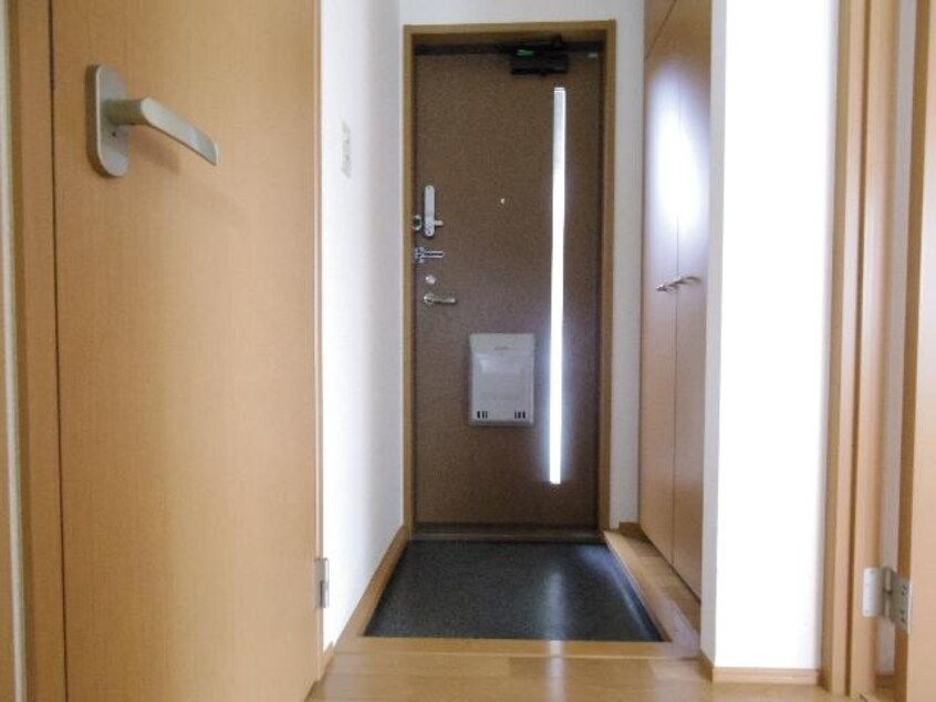  東海道本線/静岡駅 バス26分県工業技術研究所下車:停歩1分 1階 築22年