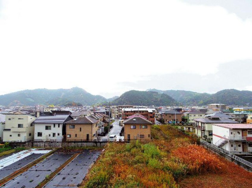  東海道本線/静岡駅 バス35分服織小学校入口下車:停歩6分 4階 築19年