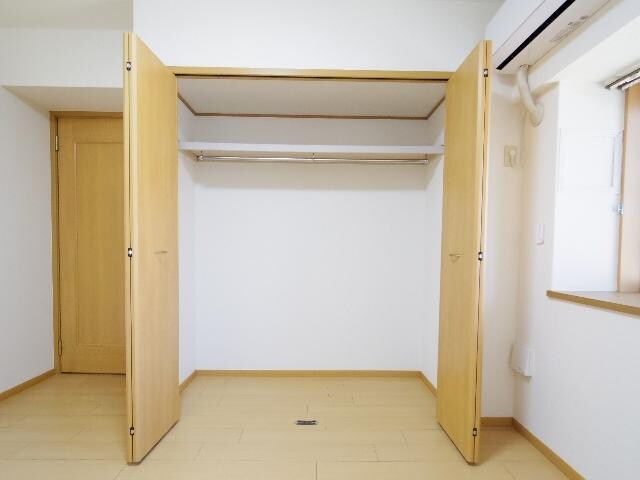  東海道本線/静岡駅 バス22分秋山町下車:停歩8分 1階 築21年