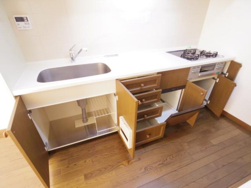  東海道本線/静岡駅 バス21分中電社宅前下車:停歩3分 2階 築34年