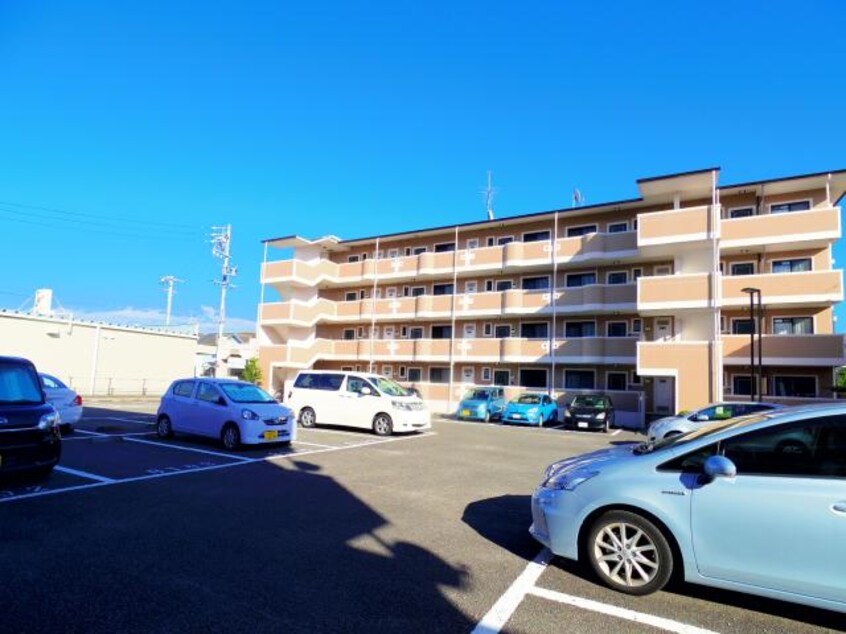  東海道本線/静岡駅 バス19分柳新田下車:停歩4分 1階 築25年