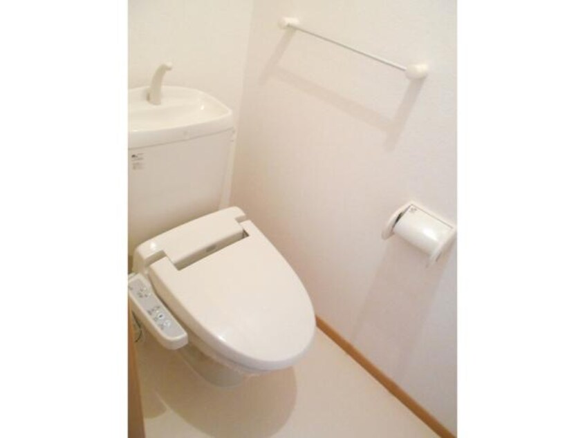  東海道本線/静岡駅 バス24分向敷地下車:停歩2分 2階 築20年