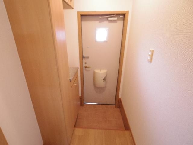  東海道本線/静岡駅 バス24分向敷地下車:停歩2分 1階 築20年