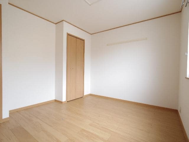  東海道本線/静岡駅 バス24分向敷地下車:停歩2分 1階 築20年