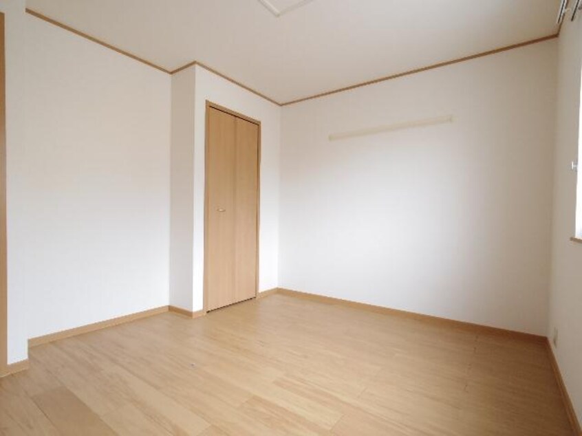  東海道本線/静岡駅 バス24分向敷地下車:停歩2分 1階 築20年