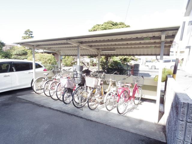  東海道本線/静岡駅 バス17分籠上下車:停歩2分 4階 築24年