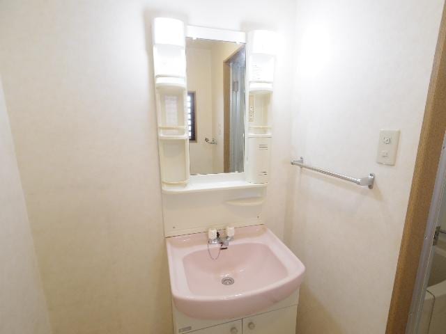  東海道本線/静岡駅 バス17分籠上下車:停歩2分 4階 築24年