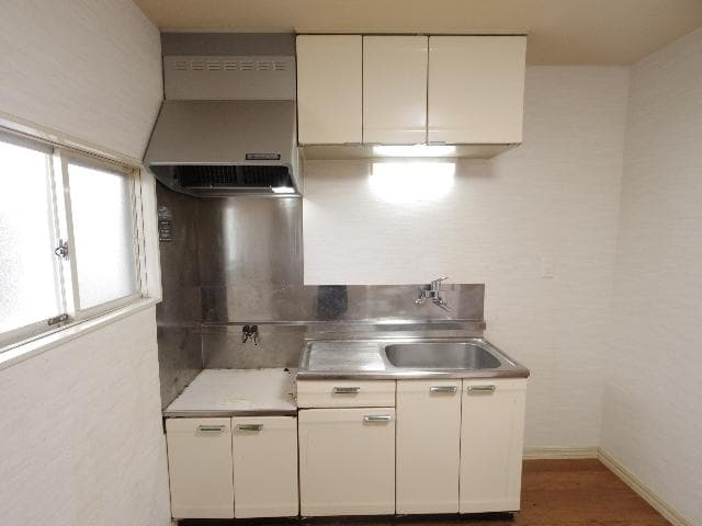  東海道本線/静岡駅 バス20分新伝馬北下車:停歩2分 1階 築33年