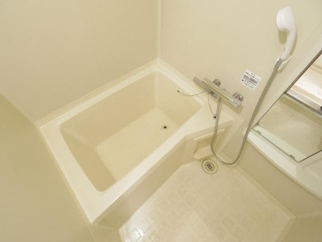  東海道本線/静岡駅 バス20分新伝馬北下車:停歩2分 1階 築33年