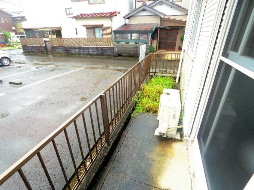  東海道本線/静岡駅 バス20分新伝馬北下車:停歩2分 1階 築33年