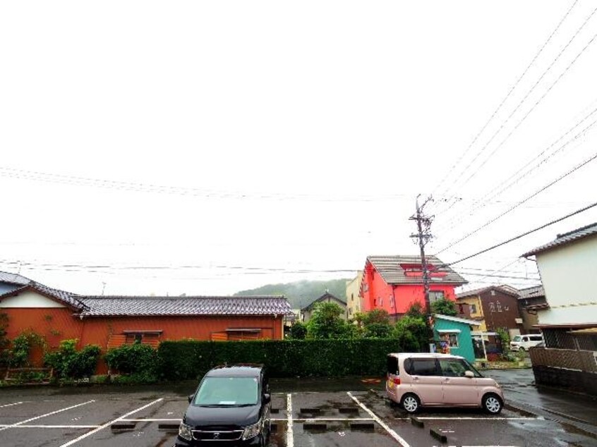  東海道本線/静岡駅 バス20分新伝馬北下車:停歩2分 1階 築33年