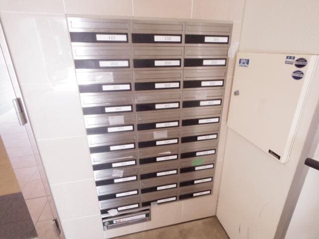  東海道本線/静岡駅 徒歩17分 5階 築19年