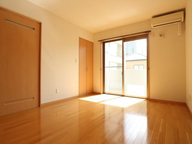  静岡鉄道静岡清水線/新静岡駅 徒歩3分 2階 築18年