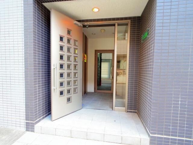  静岡鉄道静岡清水線/新静岡駅 徒歩3分 2階 築18年