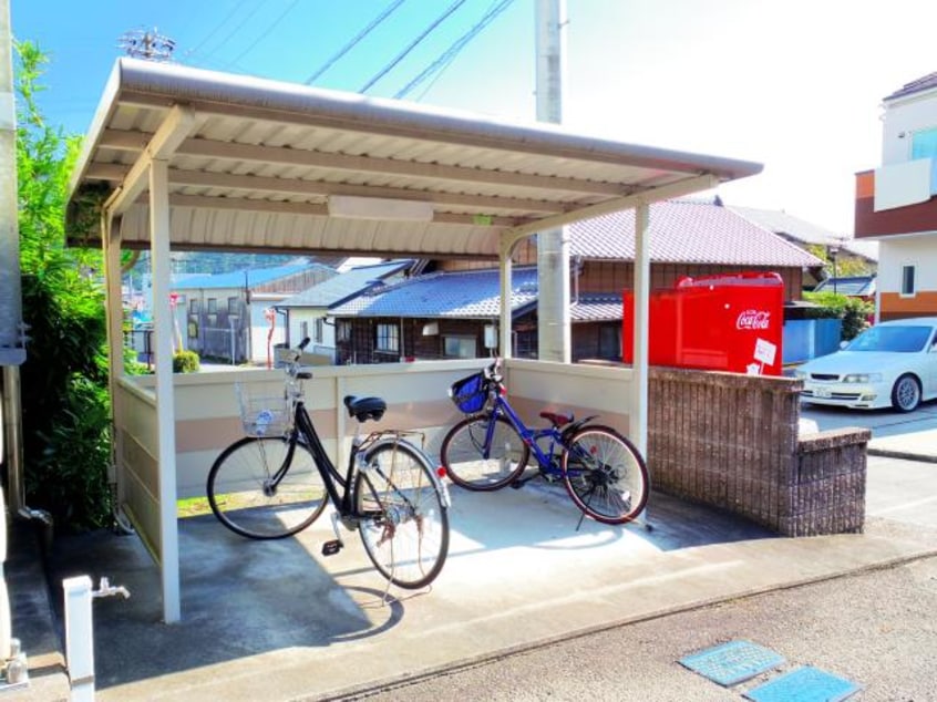  東海道本線/静岡駅 バス30分羽高下車:停歩3分 3階 築18年