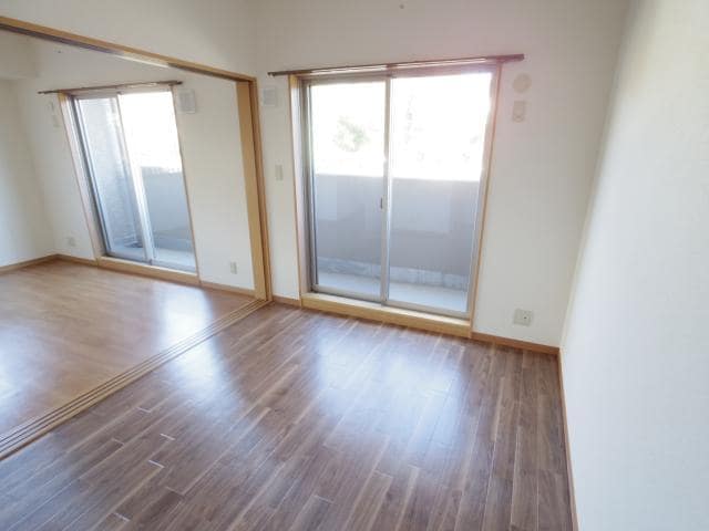  東海道本線/静岡駅 バス30分羽高下車:停歩3分 3階 築18年