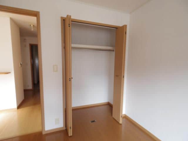  東海道本線/静岡駅 バス28分丸子団地入口下車:停歩4分 1階 築18年