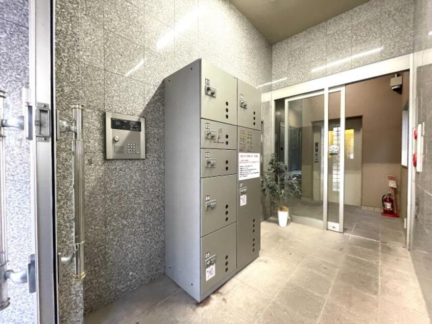  東海道本線/静岡駅 徒歩11分 1階 築18年
