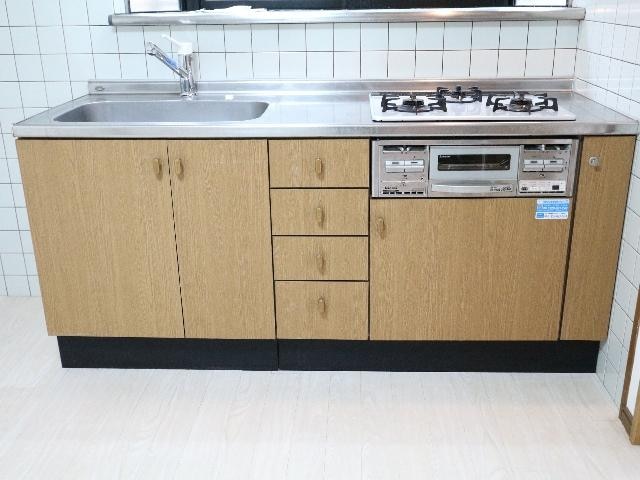  東海道本線/静岡駅 バス20分柳新田西下車:停歩4分 1階 築31年