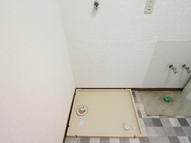  東海道本線/静岡駅 バス20分柳新田西下車:停歩4分 1階 築31年