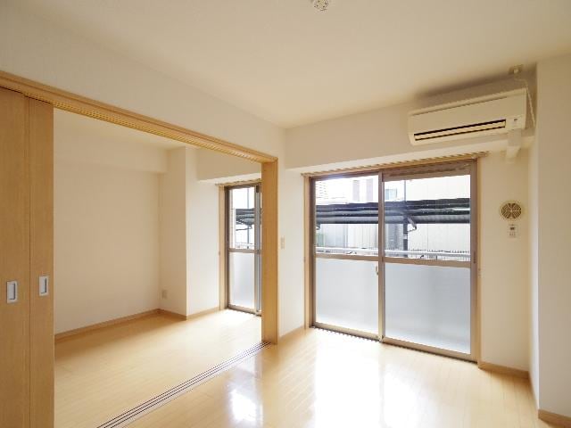  東海道本線/東静岡駅 徒歩10分 1階 築17年