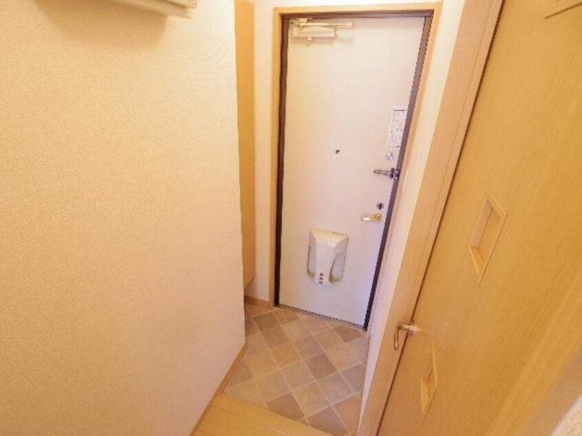  東海道本線/安倍川駅 徒歩26分 2階 築20年