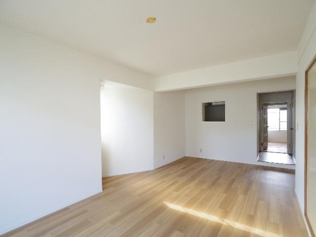  東海道本線/静岡駅 バス15分銭座町下車:停歩4分 2階 築39年