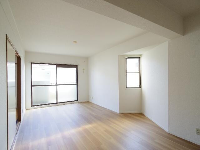  東海道本線/静岡駅 バス15分銭座町下車:停歩4分 2階 築39年