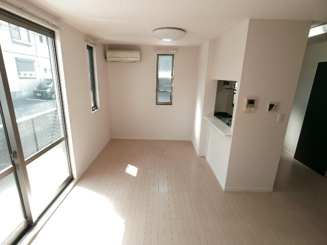  東海道本線/静岡駅 バス23分伊呂波町下車:停歩6分 1階 築17年