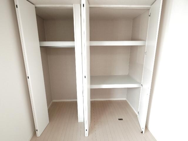  東海道本線/静岡駅 バス23分伊呂波町下車:停歩6分 1階 築17年