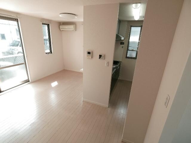  東海道本線/静岡駅 バス23分伊呂波町下車:停歩6分 1階 築17年