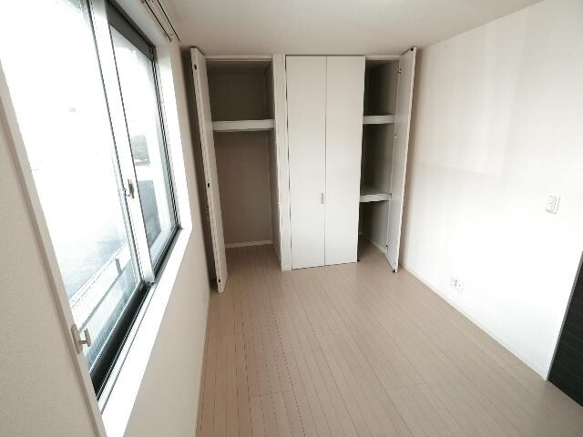  東海道本線/静岡駅 バス23分伊呂波町下車:停歩6分 1階 築17年