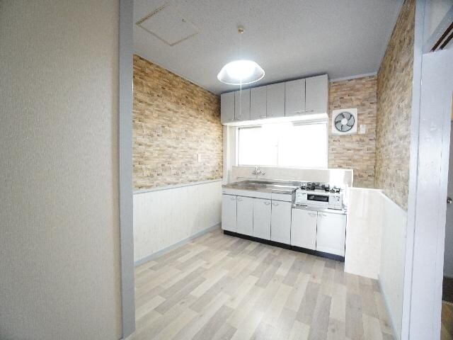  東海道本線/安倍川駅 徒歩9分 2階 築48年