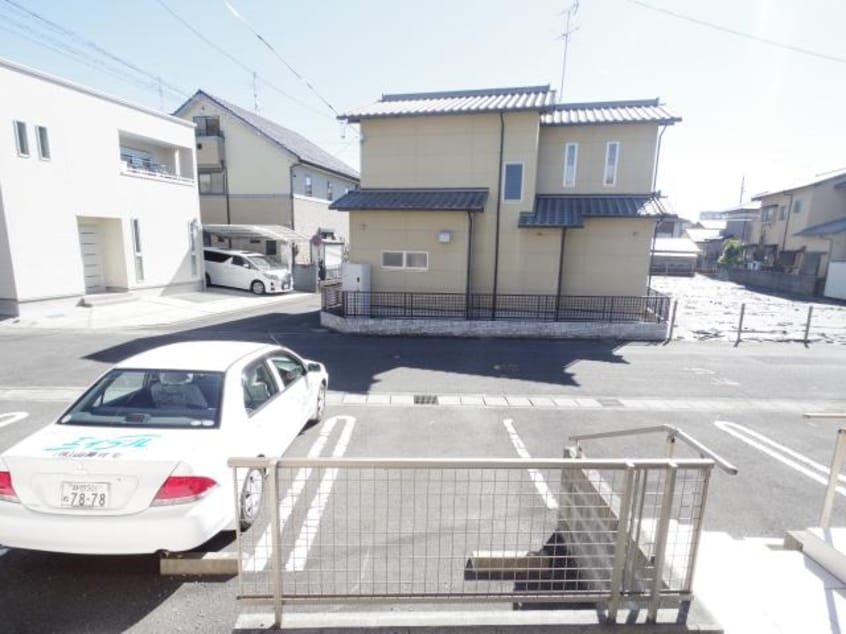  東海道新幹線（東海）/静岡駅 バス25分スポーツクラブセイシン前下車:停歩8分 1-2階 築17年