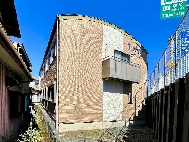  東海道本線/静岡駅 バス19分駿河大橋下車:停歩1分 1-2階 築17年