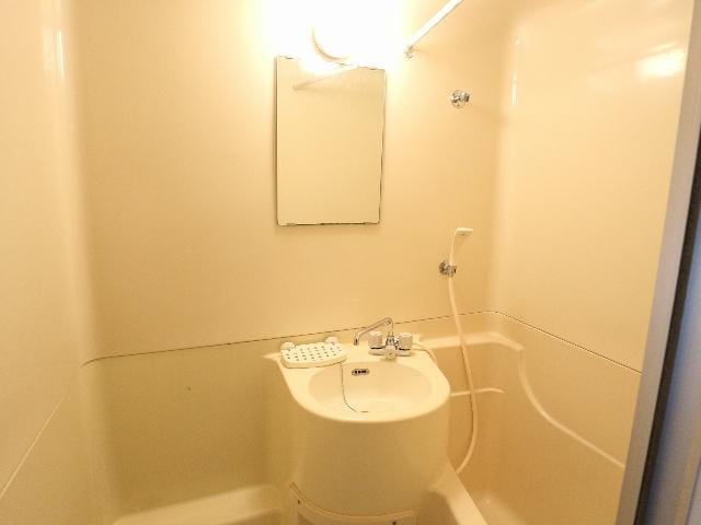  東海道本線/静岡駅 バス22分平ケ谷下車:停歩1分 1階 築41年