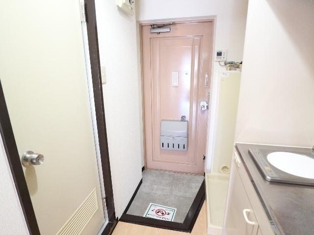  東海道本線/静岡駅 バス22分平ケ谷下車:停歩1分 1階 築41年