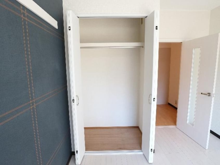  東海道本線/静岡駅 バス22分平ケ谷下車:停歩1分 1階 築41年