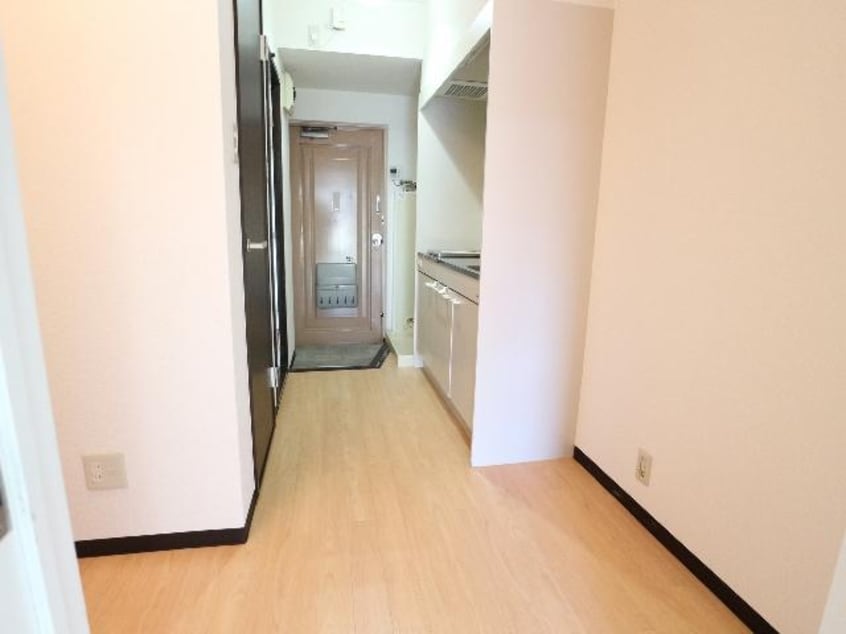  東海道本線/静岡駅 バス22分平ケ谷下車:停歩1分 1階 築41年