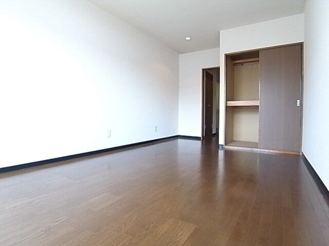  静岡鉄道静岡清水線/音羽町駅 徒歩12分 3階 築31年