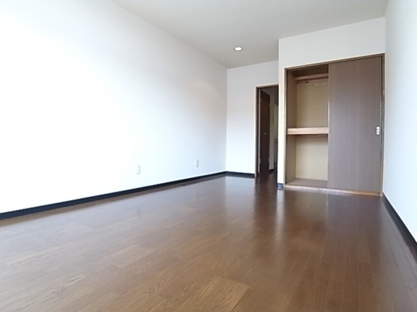  静岡鉄道静岡清水線/音羽町駅 徒歩12分 3階 築31年