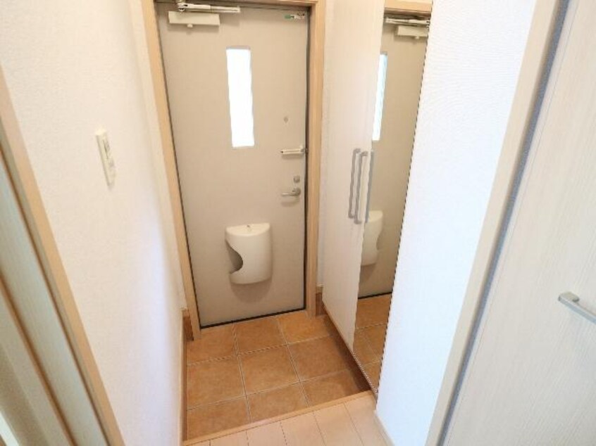  東海道本線/静岡駅 バス8分三松下車:停歩8分 1階 築16年