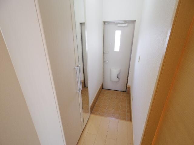  東海道本線/静岡駅 バス18分田町四丁目下車:停歩6分 1階 築16年